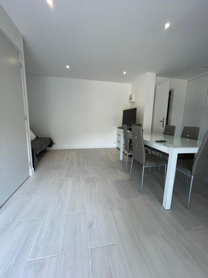 Appartement Bas De Villa Avec Piscine Privee Partagee Proche Bord De Mer Cagnes-sur-Mer Exteriér fotografie